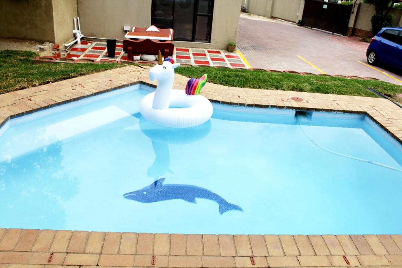 Midrand Bed And Breakfast Extérieur photo